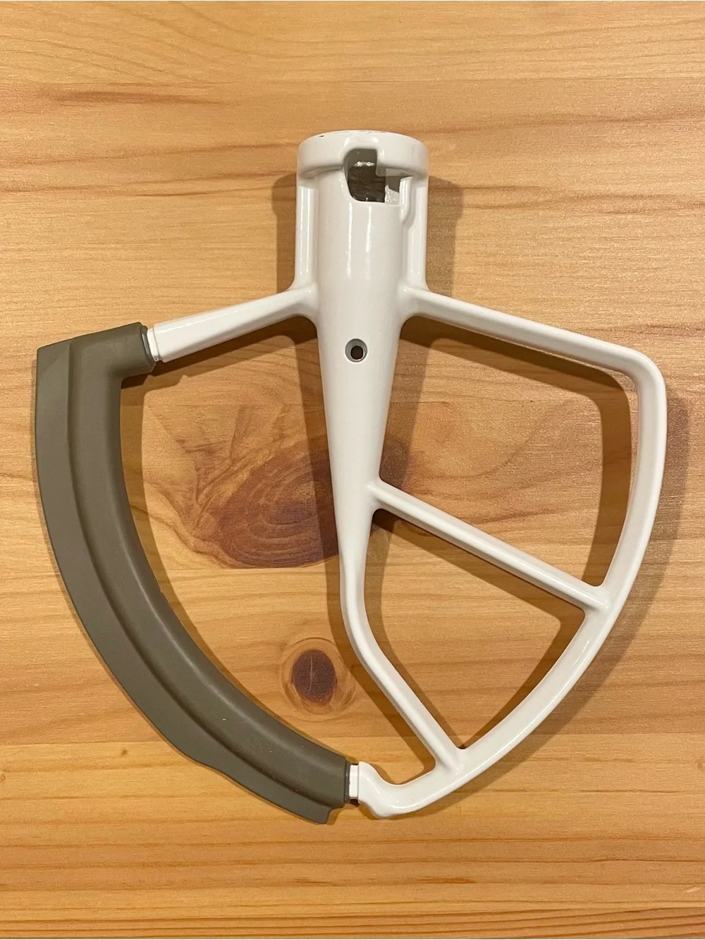 Excellent Condition KitchenAid Flex Edge Beater